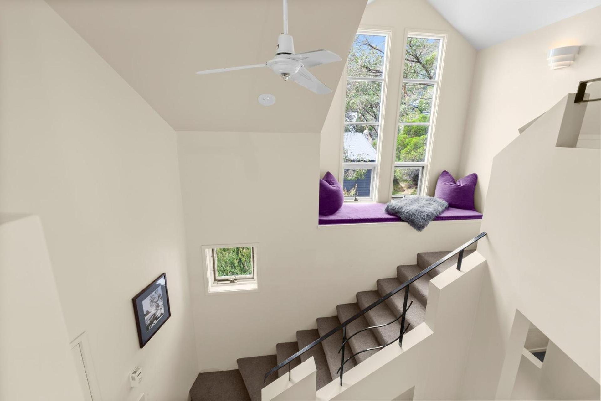 Village Green 2 Bedroom Loft Townhouse With Views Fireplace And Garage Parking Thredbo Exteriör bild